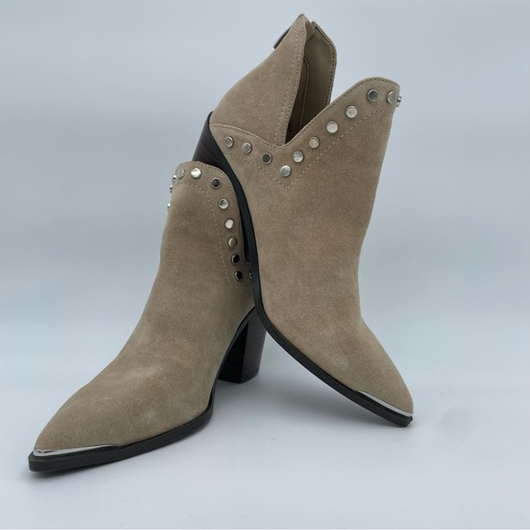 MARC FISHER Dayne Studded Booties Dark Natural Suede Size 8.5 M - Picture 4 of 17